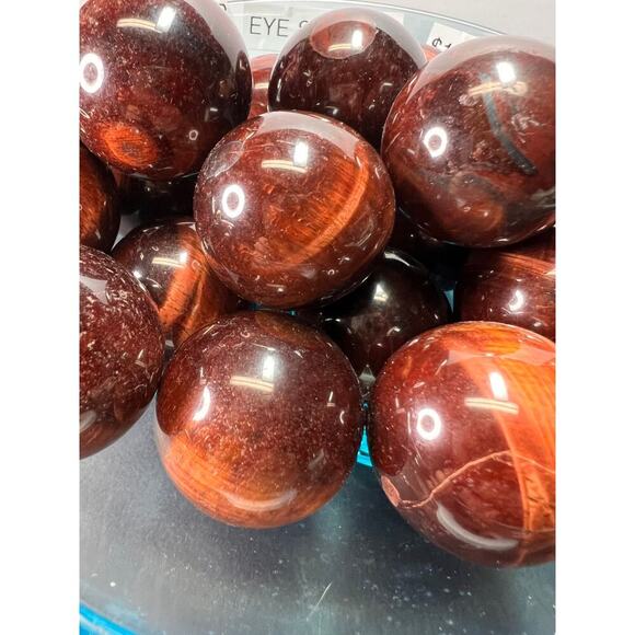 Red tigers eye sphere - Picture 10 of 11